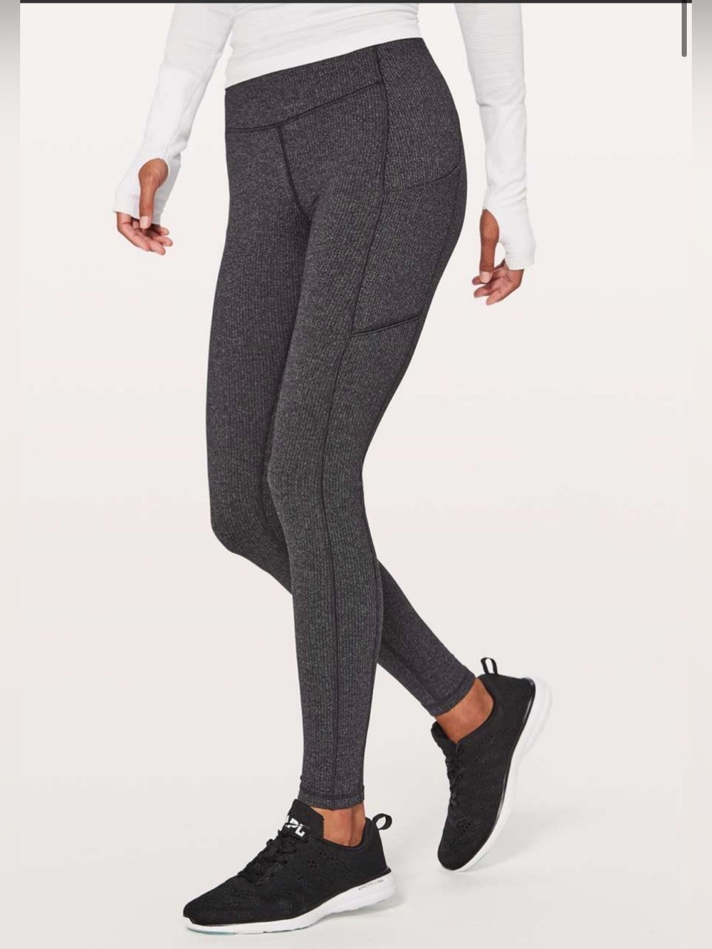 Lululemon Speed Up Tight 28” Black Heathered Black Size 8